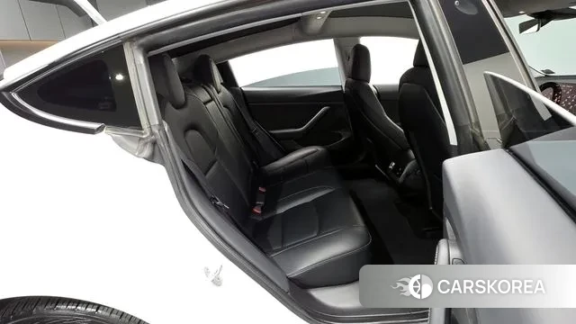 Tesla Model 3 2022 Белый из Кореи, фото 3