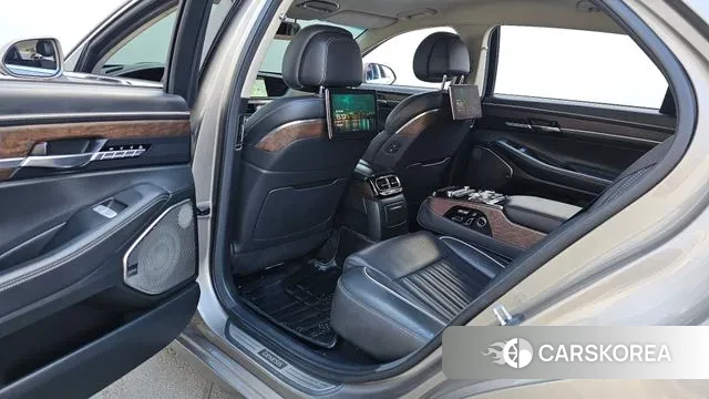 Genesis G90 2019 Серебристо-серый из Кореи, фото 3