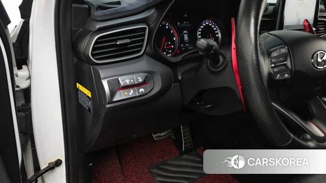 Hyundai Veloster (JS) 2018 Белый из Кореи, фото 3