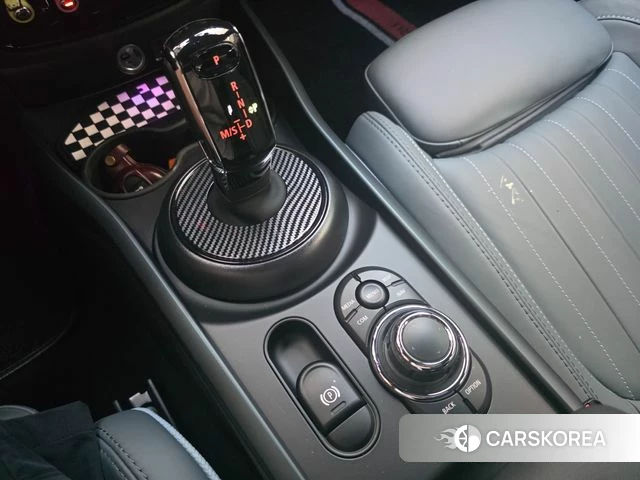 Mini Cooper S Clubman 2023 Черный из Кореи, фото 3