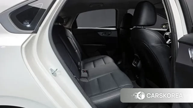 Kia The New K3 2nd generation 2022 Белый из Кореи, фото 3