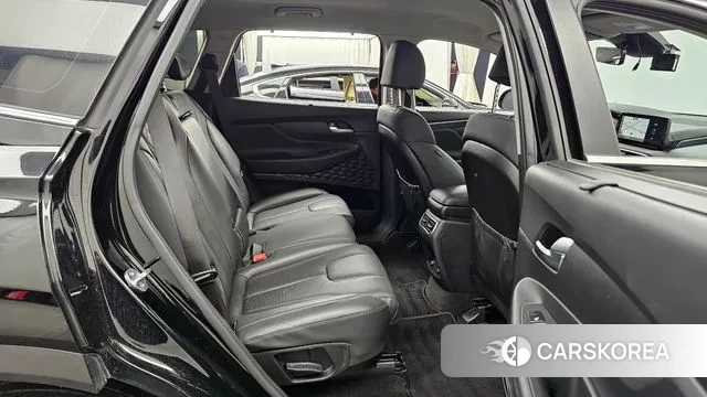 Hyundai The New Santa Fe 2023 Черный из Кореи, фото 3