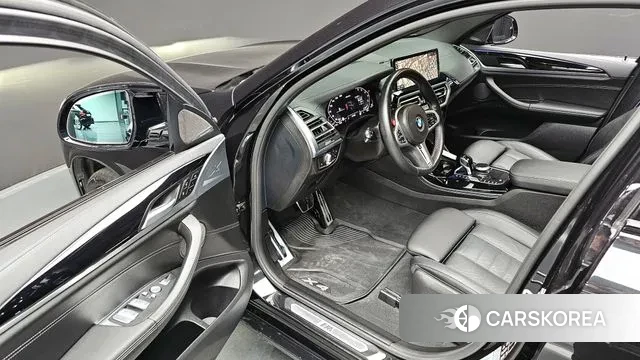 BMW X4 (G02) 2023 Черный из Кореи, фото 3