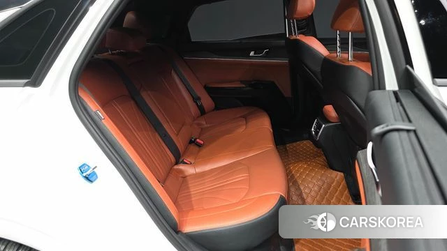 Kia The New K5 Hybrid 3rd generation 2025 Белый из Кореи, фото 3