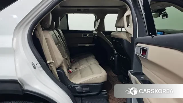 Ford Explorer 6th Generation 2020 Белый из Кореи, фото 3