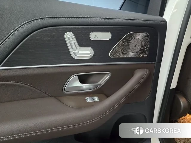 Mercedes-Benz GLE-Class W167 2023 Белый из Кореи, фото 3