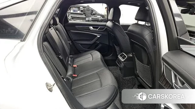 Audi A6 (C8) 2021 Белый из Кореи, фото 3