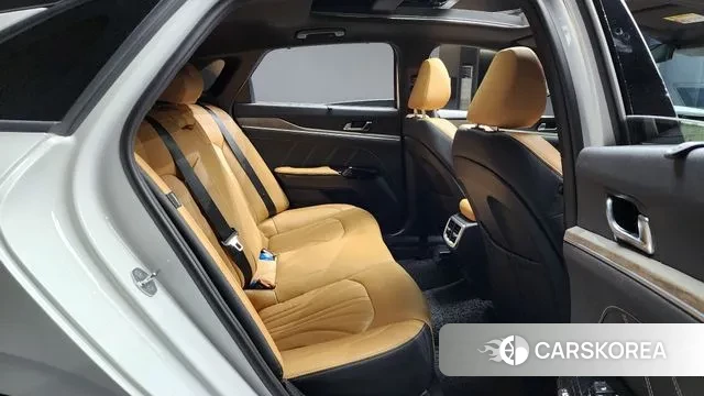 Kia K5 3rd generation 2023 Белый из Кореи, фото 3