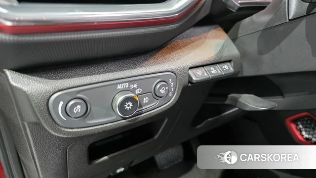 Chevrolet (GM Daewoo) Trailblazer 2022 Красный из Кореи, фото 3