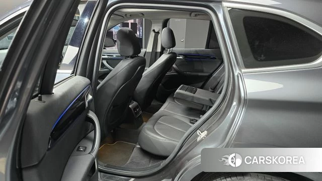 BMW X1 (F48) 2022 Серый из Кореи, фото 3
