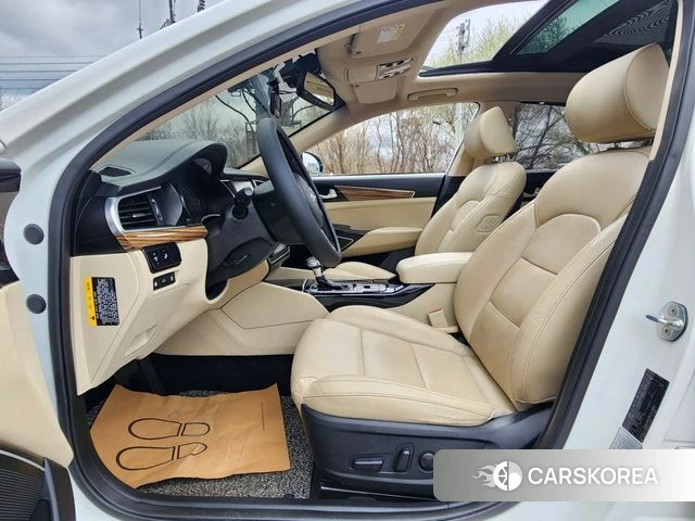 Kia Come New K7 2018 Белый из Кореи, фото 3