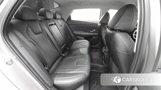 Hyundai The New Avante (CN7) 2023 Серый из Кореи, фото 3