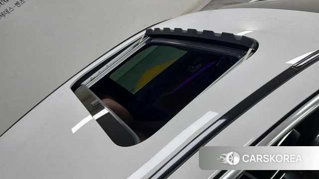 Mercedes-Benz E-Class W213 2022 Белый из Кореи, фото 3