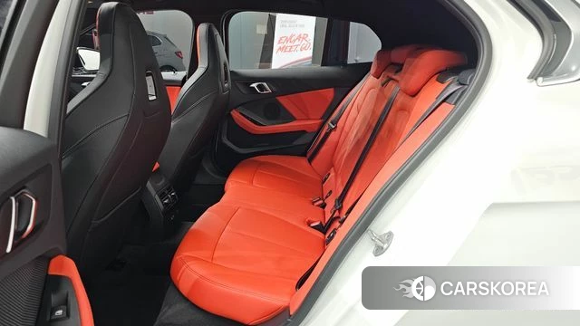 BMW 1 Series (F40) 2023 Белый из Кореи, фото 3