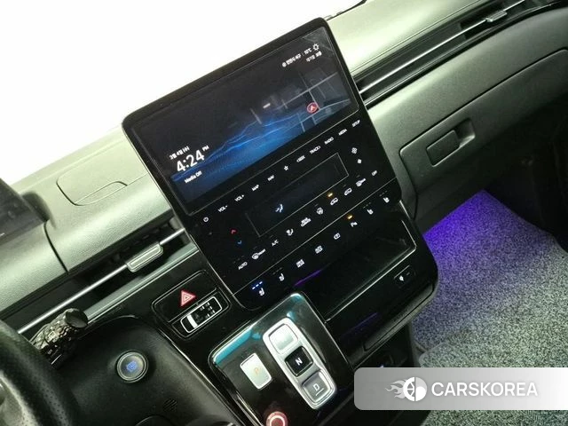 Hyundai Staria 2023 Черный из Кореи, фото 3