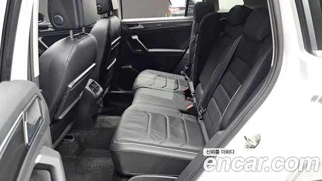 Volkswagen Tiguan second Generation 2020 Белый из Кореи, фото 3