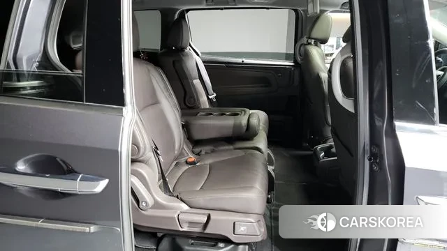 Honda Odyssey 2019 Серый из Кореи, фото 3