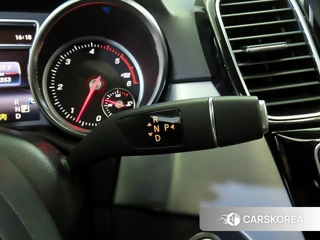 Mercedes-Benz GLE - Class W166 2018 Белый из Кореи, фото 3