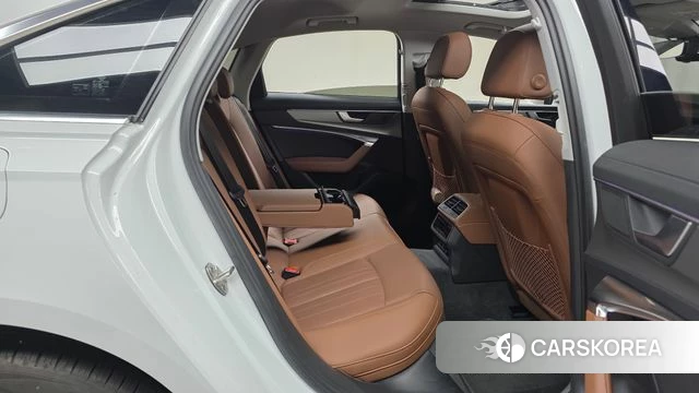 Audi A6 (C8) 2023 Белый из Кореи, фото 3