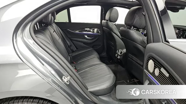 Mercedes-Benz E-Class W213 2021 Серый из Кореи, фото 3