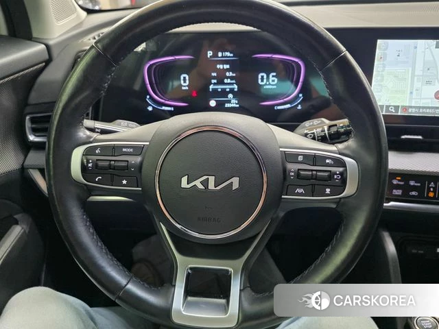 Kia Sportage 5th Generation 2022 Белый из Кореи, фото 3