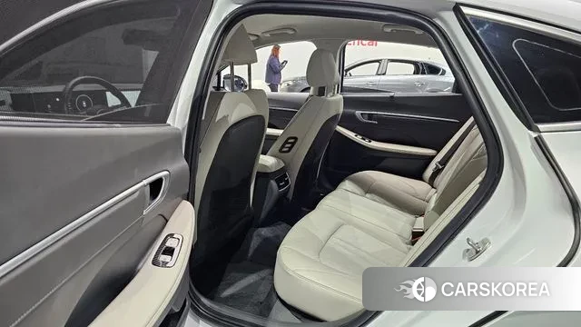 Hyundai Sonata D Edge (DN8) 2023 Белый из Кореи, фото 3