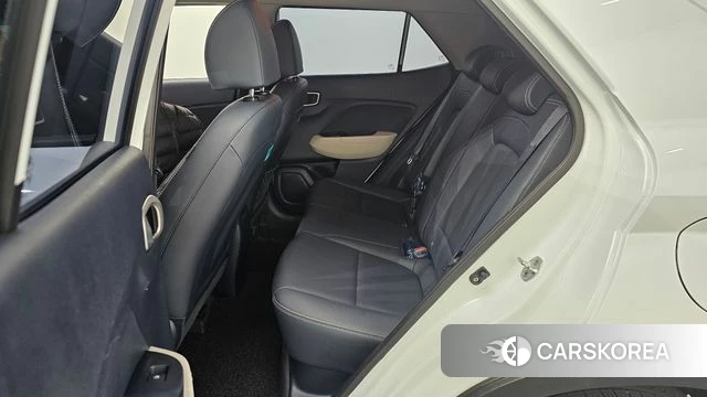 Hyundai Venue 2022 Белый из Кореи, фото 3