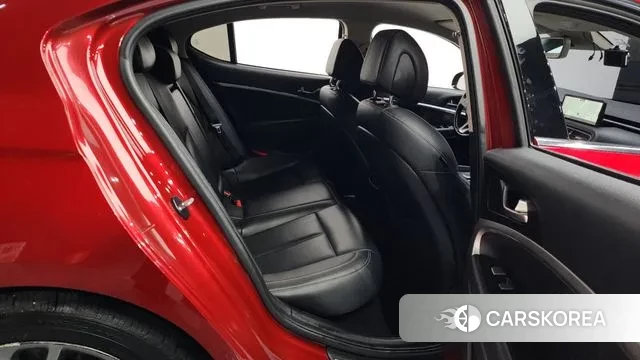 Genesis The New G70 2022 Красный из Кореи, фото 3