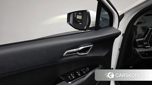 Kia Sportage 5th Generation 2023 Белый из Кореи, фото 3