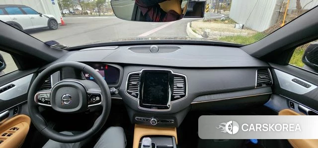 Volvo XC90 second Generation 2024 Черный из Кореи, фото 3