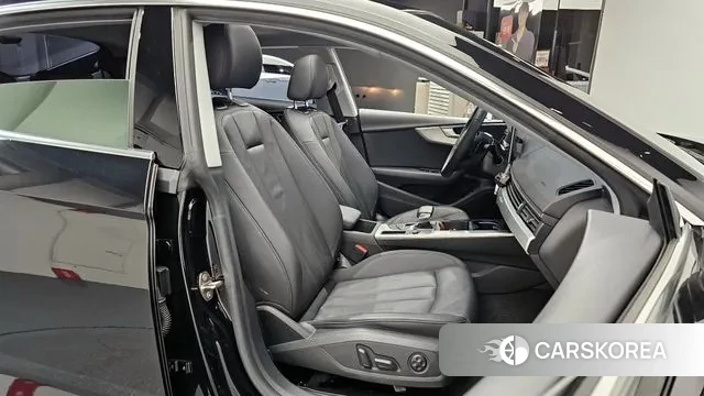 Audi A5 (F5) 2021 Черный из Кореи, фото 3