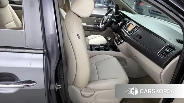Kia The New Carnival 2018 Серый из Кореи, фото 3