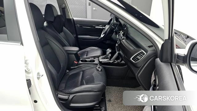 Kia Seltos 2019 Белый из Кореи, фото 3