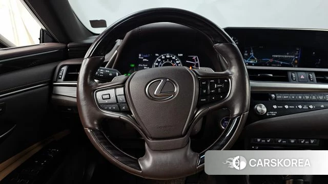 Lexus ES300h 7th generation 2021 Песочный из Кореи, фото 3