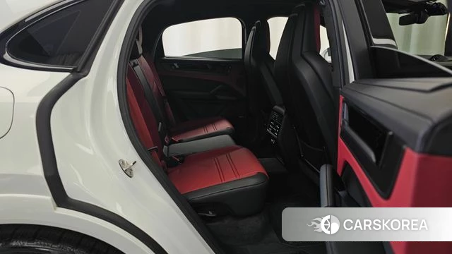 Porsche Cayenne (PO536) 2024 Белый из Кореи, фото 3