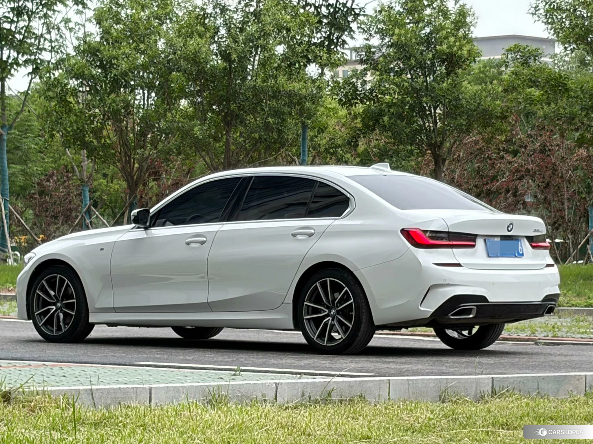 BMW 3 series 2022 Белый из Китая, фото 3
