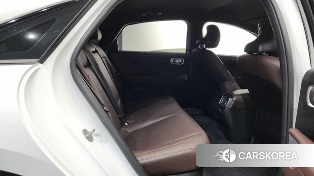 Hyundai Ionic 6 2022 Белый из Кореи, фото 3