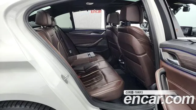 BMW 5 Series (G30) id 2302862 из Кореи 3