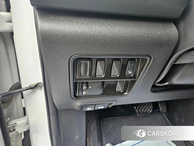 Renault Korea (Samsung) The New QM6 2022 Жемчужный цвет из Кореи, фото 3