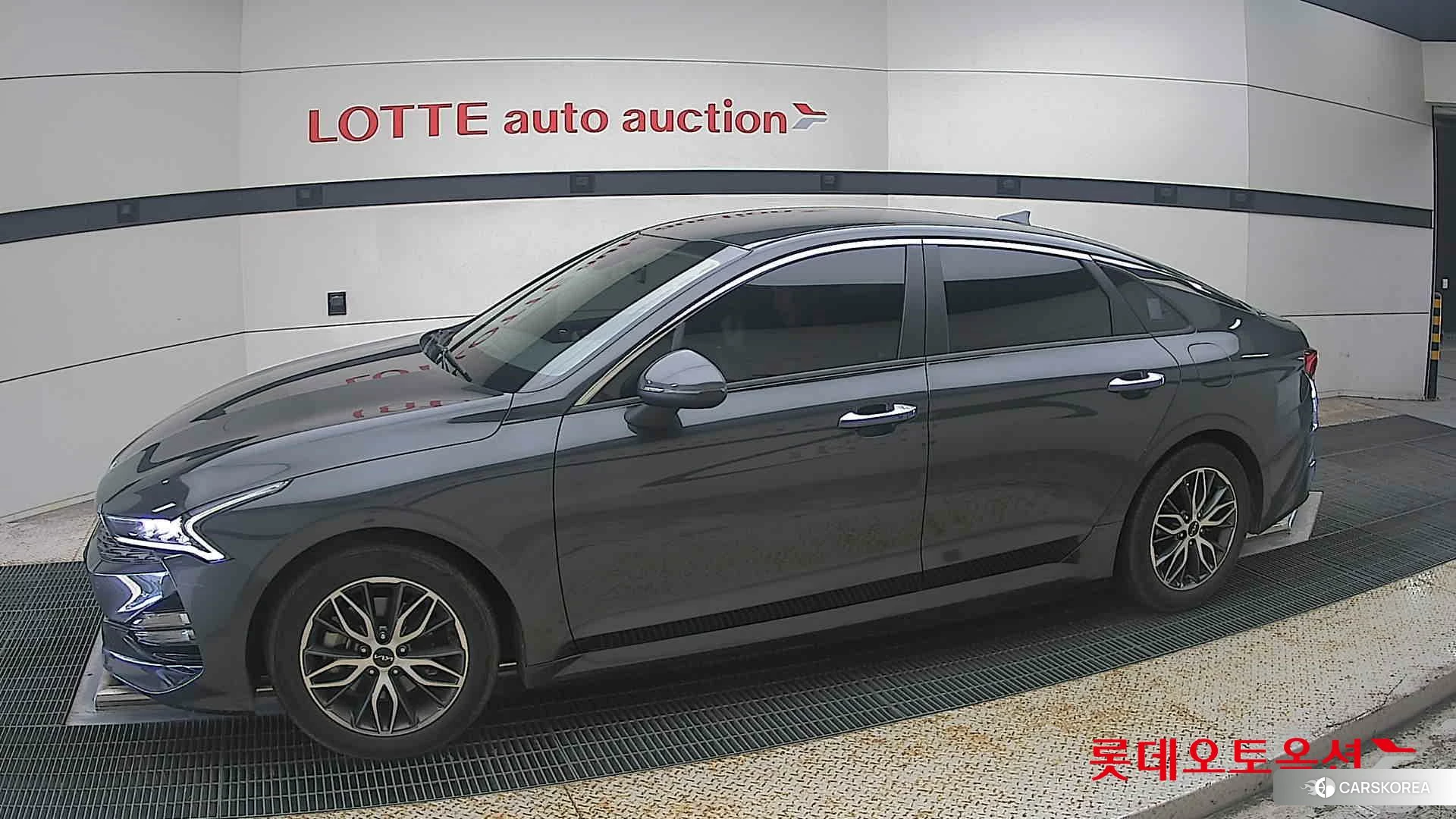 Kia K5 2022 Interstellagray из Кореи, фото 3