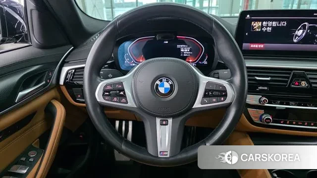 BMW 5 Series (G30) 2022 Черный из Кореи, фото 3