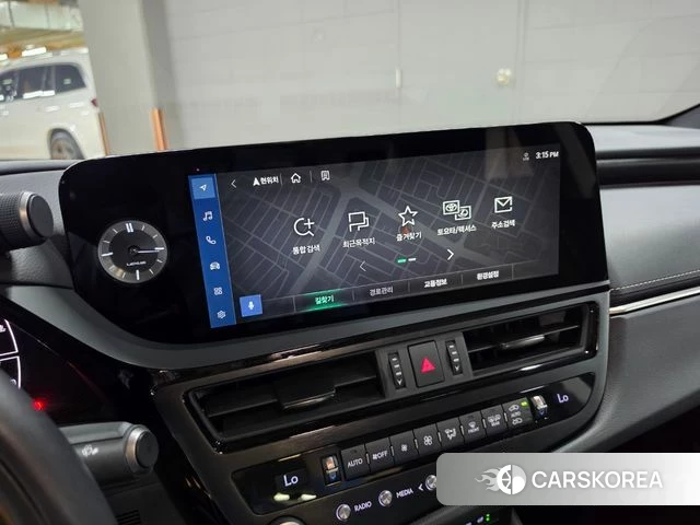 Lexus ES300h 7th generation 2025 Песочный из Кореи, фото 3