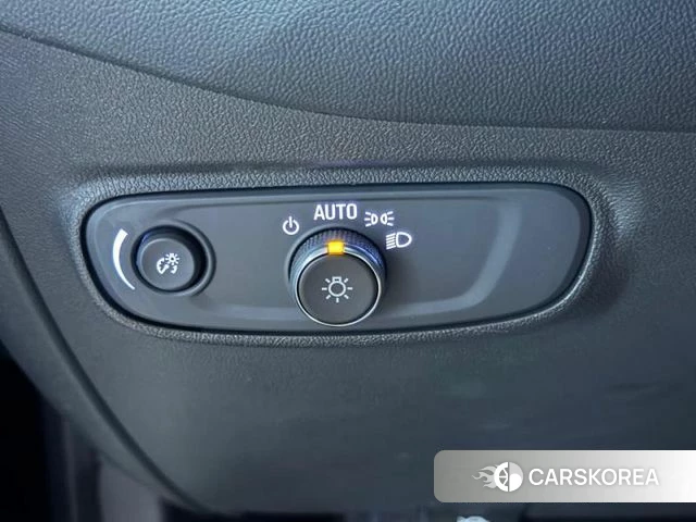 Chevrolet (GM Daewoo) The New Equinox 2022 Черный из Кореи, фото 3