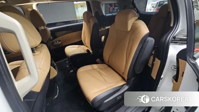 Kia Carnival 4th generation 2023 Белый из Кореи, фото 3