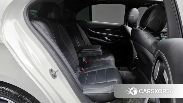 Mercedes-Benz E-Class W213 2020 Белый из Кореи, фото 3