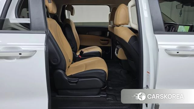 Kia Carnival 4th generation 2023 Белый из Кореи, фото 3