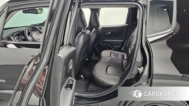 Jeep Renegade 2022 Черный из Кореи, фото 3