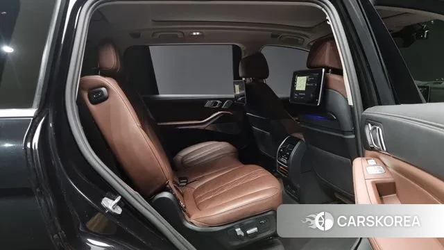 BMW X7 (G07) 2021 Черный из Кореи, фото 3