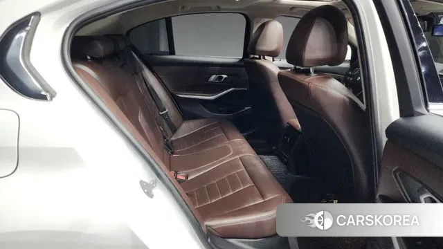 BMW 3 Series (G20) 2019 Белый из Кореи, фото 3