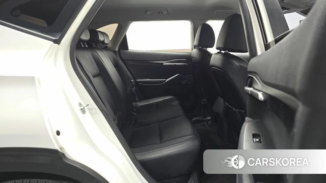 Kia Seltos 2022 Белый из Кореи, фото 3